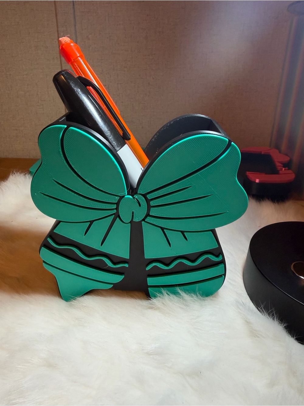 Turquoise Bow Shaped Pen Holder